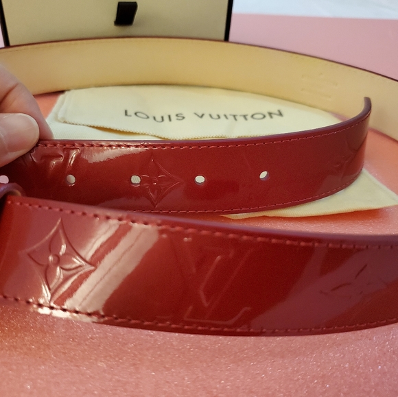 Louis Vuitton womens belt enamel red, 80/32 - Picture 3 of 8